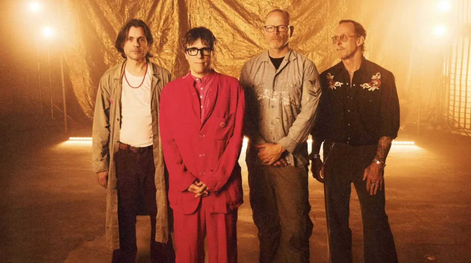 Weezer reflexiona sobre la fama en “C.E.O.”