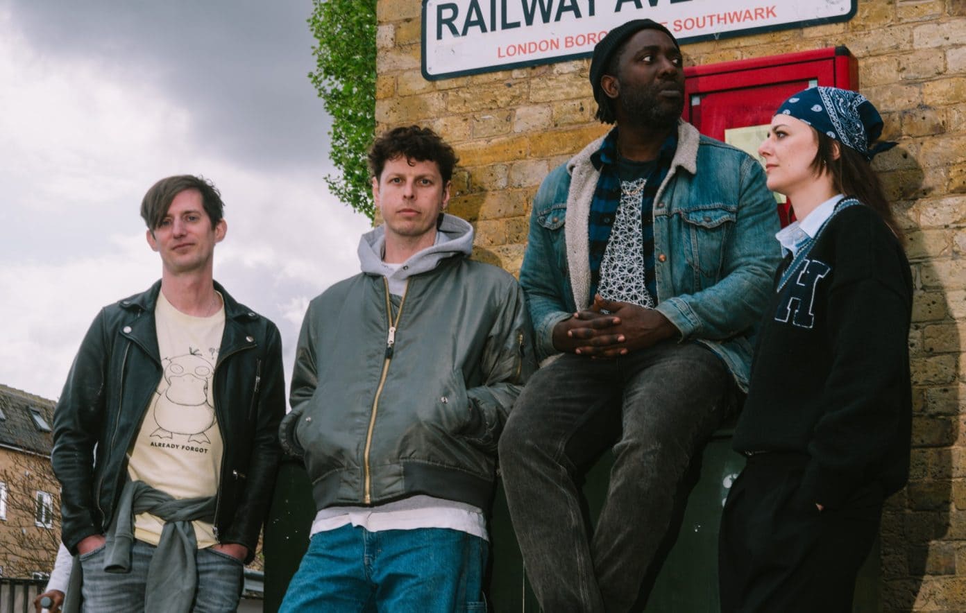 Bloc Party presenta “Lagoon Blue” antes de su nuevo álbum