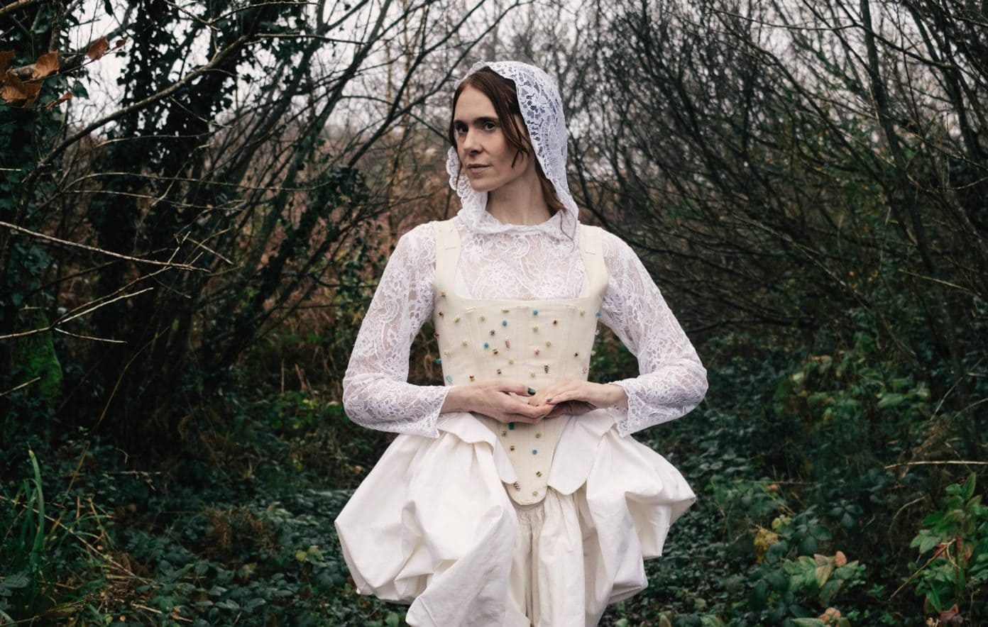 Kate Nash alza la voz en “Spilt Milk”, su nuevo tema