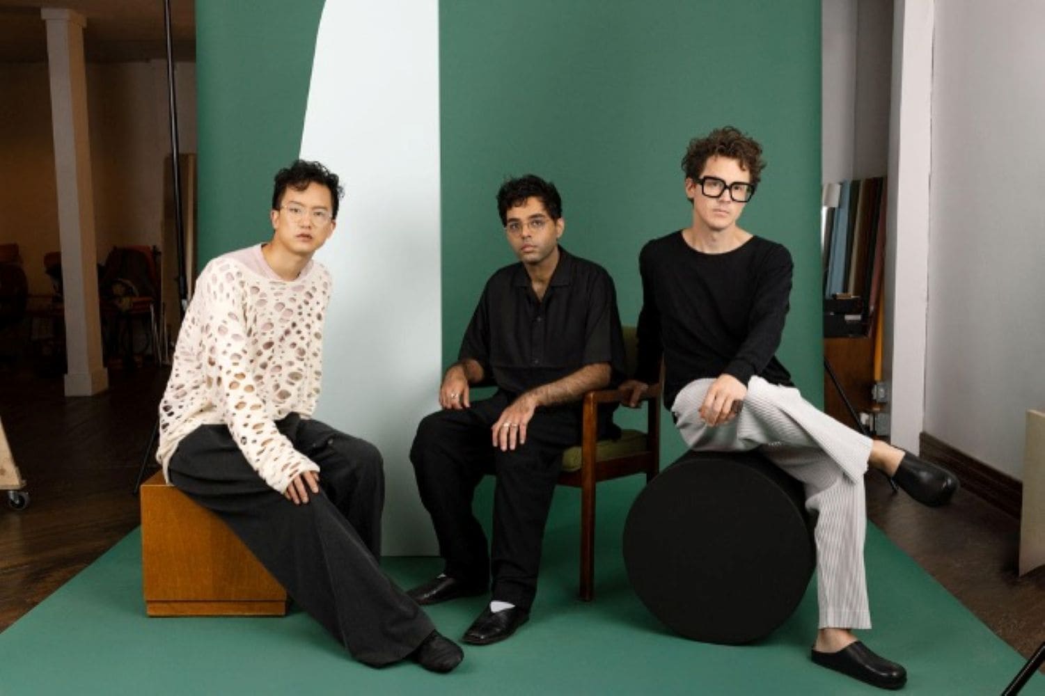 “No God Like A King”, el nuevo sencillo de Son Lux