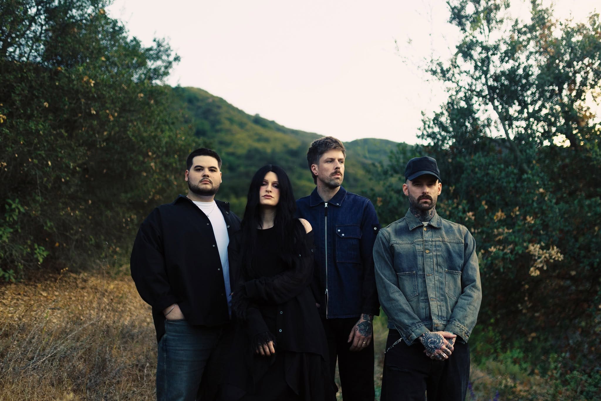 Spiritbox explora el duelo en su nuevo sencillo “Mourning”